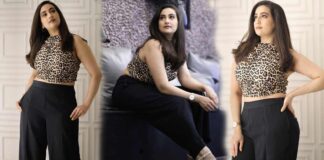 beauryful anchor monjusha shows her beauty on black dress