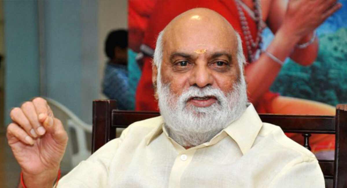 director raghendrarao autobiography book launched