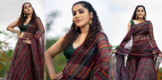 Rashmi Gautam is amazed at her beauty