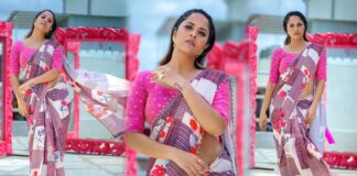 Anasuya looks gorgeous in a beautiful saree