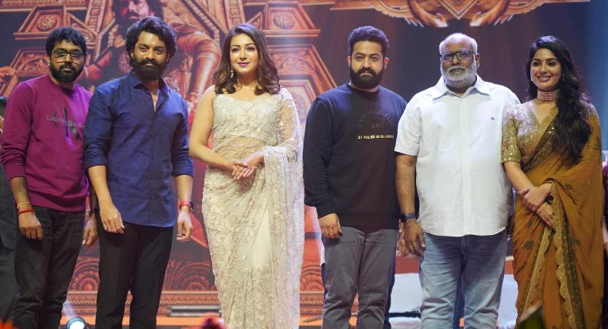 Bimbisara : "బింబిసారా" ఈవెంట్ లో ఒక అభిమాని విషాదానికి గురి... స్పందించిన మూవీ టీం... A fan suffered a tragedy at the Bimbisara event, the movie team responded..