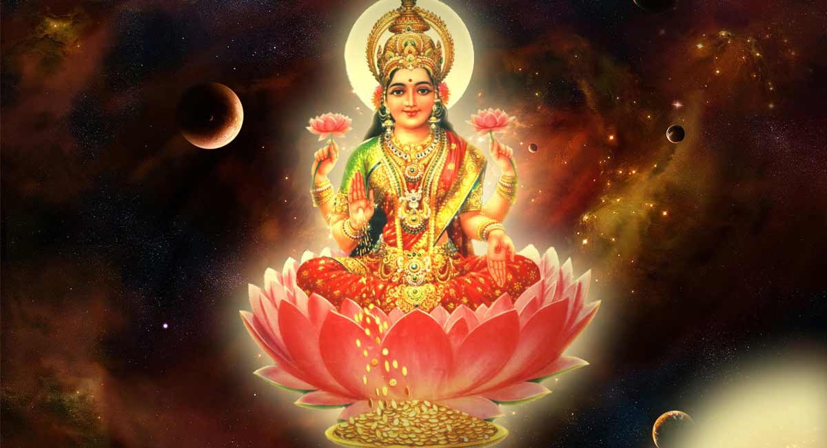 Lakshmi Devi Pooja : లక్ష్మీదేవికి ఈ ప్రసాదాన్ని సమర్పిస్తే... మీ ఇంట్లో ధన ప్రాప్తి... Follow this rituals to Lakshmi Devi for best wealth know full details