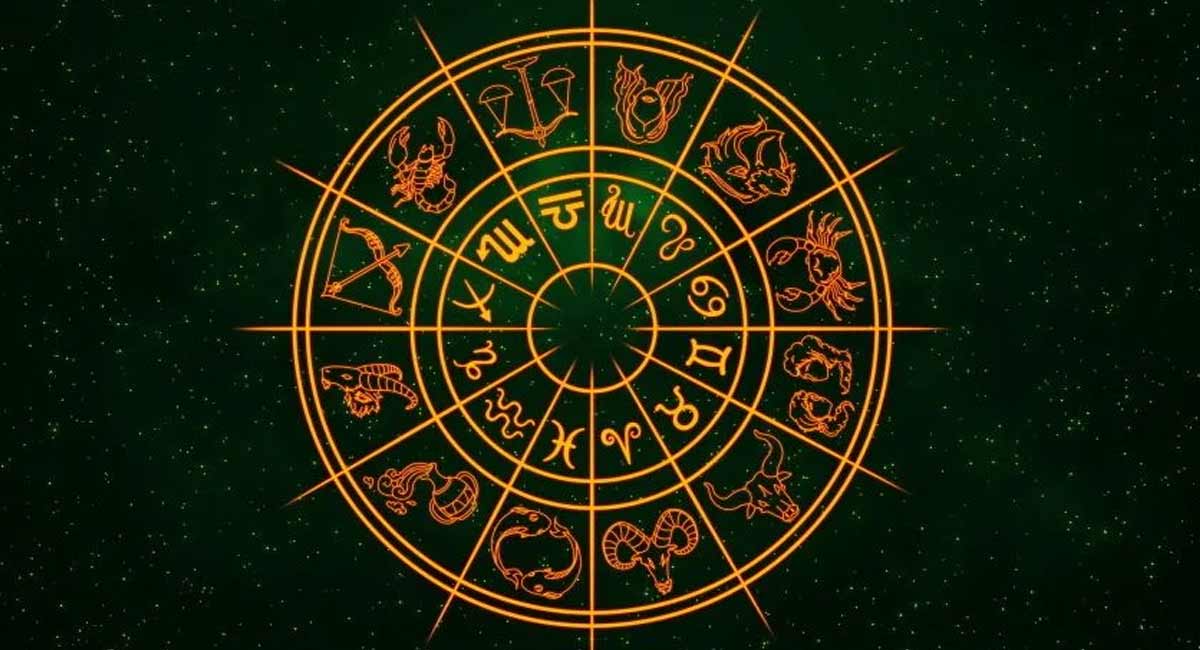Zodiac Signs : వృశ్చిక రాశి వారికి జులై నెల 2022 గోచార రాశి ఫలాలు అదేవిధంగా గ్రహస్థితి ఎలా ఉన్నాయంటే... horoscope July 2022 Zodiac Signs for Scorpio