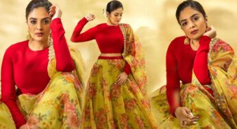 Sreemukhi : రెడ్ కలర్ డ్రెస్ లో ఎరుపెక్కిన పరువాలతో కుర్రాళ్లకు పిచ్చెక్కిస్తున్న శ్రీముఖి.