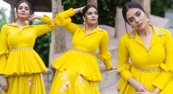 Sreemukhi : ఎల్లో కలర్ డ్రెస్ లో ఎరుపెక్కిన అందాలతో ముగ్ధమనోహరంగా కనిపిస్తున్న శ్రీముఖి. వాహ్ ఏమీ అందం.