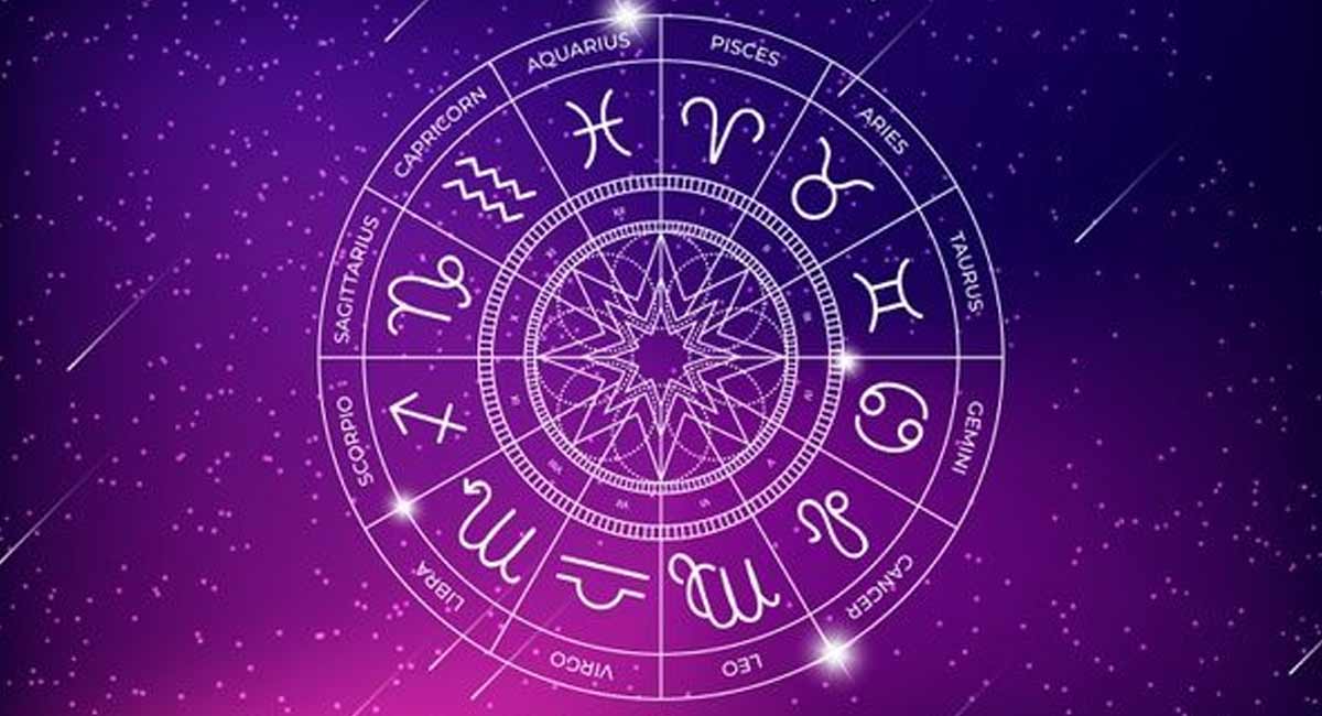 Zodiac Signs : ఈ మీన రాశి వారికి ఆగస్టు నెలలో రాశి ఫలాలు అదేవిధంగా గ్రహస్థితి ఏ విధంగా ఉన్నాయంటే... horoscope August 2022 Zodiac Signs for Pisces