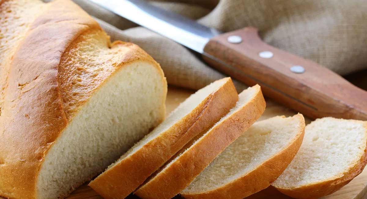 Bread : పరిగడుపున బ్రెడ్ ముక్కలను తింటున్నారా....?మీ ఆరోగ్యం ఏమవుతుందంటే. experts said that eating bread in empty stomach is harmful to your health