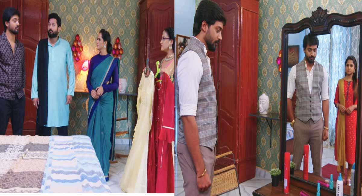 Guppedantha Manasu 13 August Today Episode : సాక్షి, రిషిల పెళ్లికి లగ్నపత్రిక ఏర్పాట్లు జరుగుతూ ఉంటాయి. రిషి చేసిన పని నచ్చక ఇంట్లో నుంచి వెళ్లిపోవాలని నిర్ణయం తీసుకున్న మహేంద్ర. మహీంద్ర కి నచ్చచెప్పి ఆపినా జగతి. Guppedantha Manasu 13 August Today Episode