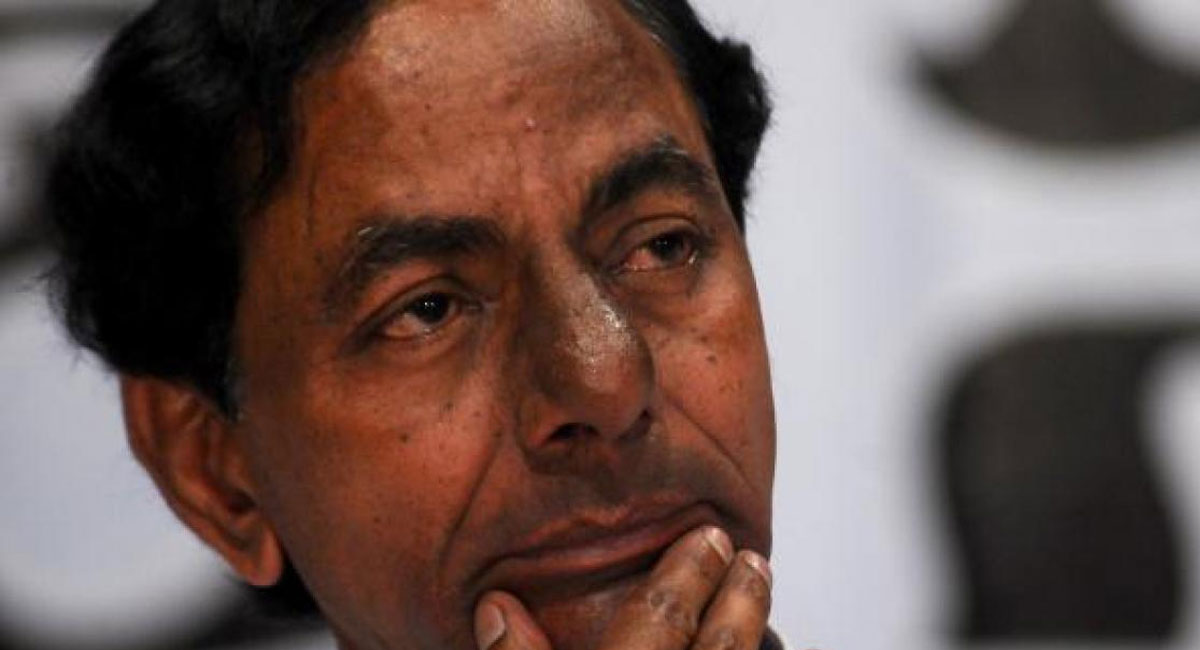 why kcr boycotted neetiayog meeting