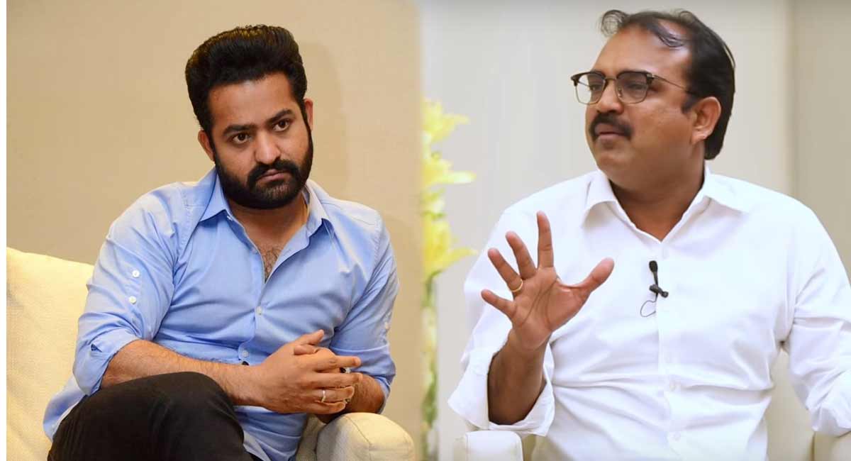 NTR 30 : 'ఎన్టీఆర్ 30' సినిమాకి దర్శకుడు మారాడని షాకింగ్ న్యూస్...కొరటాల చేయడం లేదా. Shocking news that jr NTR has changed the director of the movie 30