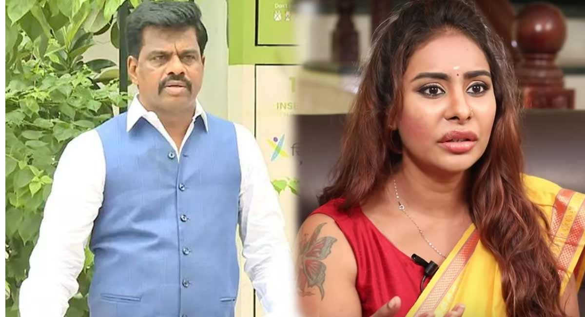 Sri Reddy : వైసీపీ ఎంపీ వైరల్ వీడియో పై... శ్రీ రెడ్డి ఎటాక్ తో దూమారం. srireddy viral comments on ycp mp video