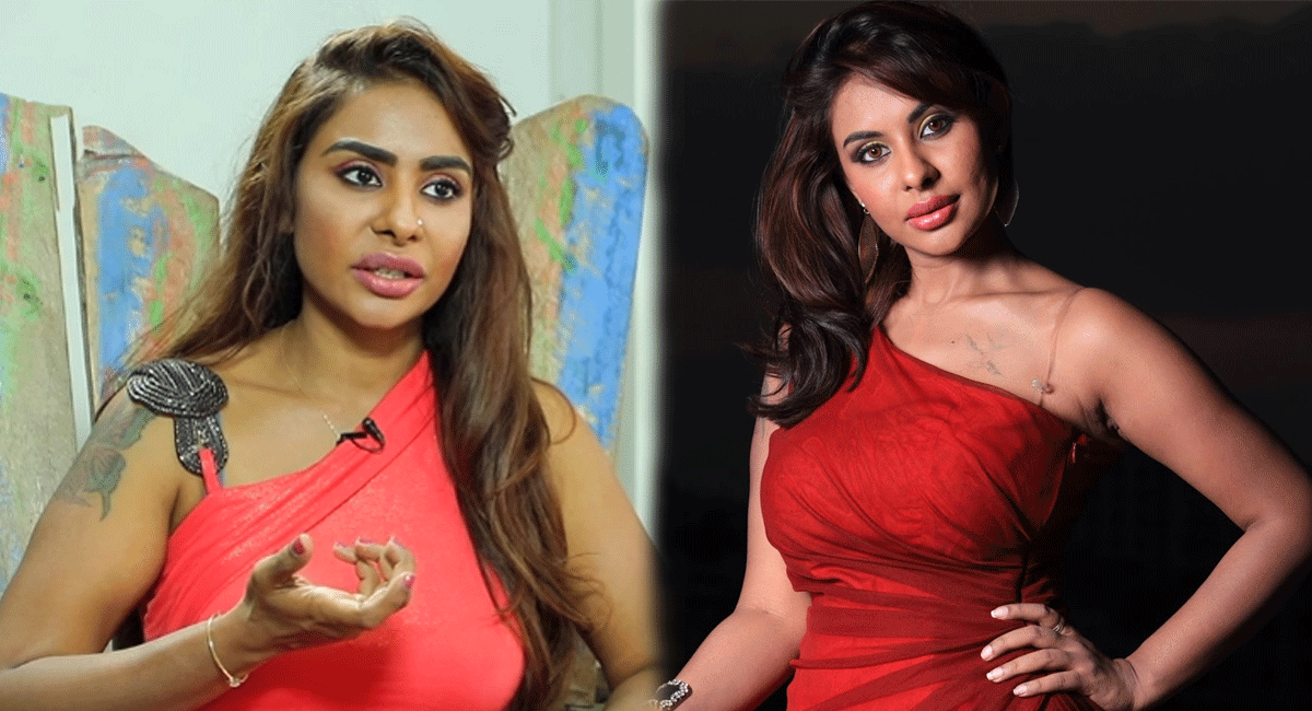 Sri Reddy : అంత హైప్ అవసరమా అంటూ... లైగర్ సినిమాపై శ్రీ రెడ్డి షాకింగ్ కామెంట్స్... Sri Reddy's shocking comments on the movie Tiger