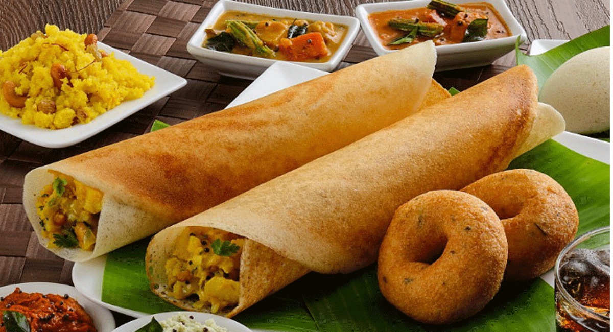 Morning Tips : అల్పాహారం ఆలస్యంగా చేస్తున్నారా...?. మార్నింగ్ ఎలాంటి బ్రేక్ ఫాస్ట్ తీసుకుంటే మంచిదంటే. Are you having late breakfast, what kind of food is better to eat in the morning
