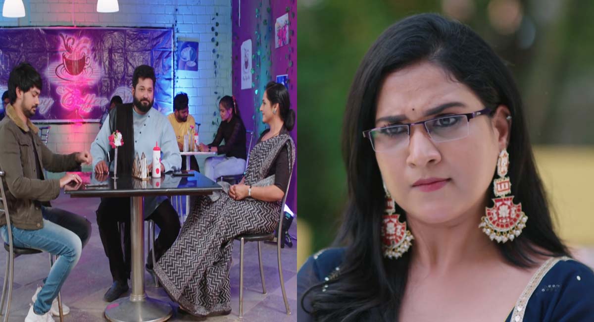 Guppedantha Manasu 4 September 2022 Episode : రిషి, వసుధారాలని పెళ్లి చేయాలి అని చూస్తున్న మహేంద్ర... మండిపోతున్న దేవయాని... Guppedantha Manasu 4 September 2022 Episode