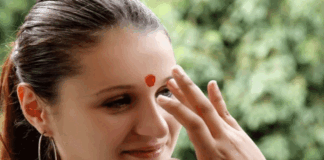 Why should women wear saffron? What the legends say
