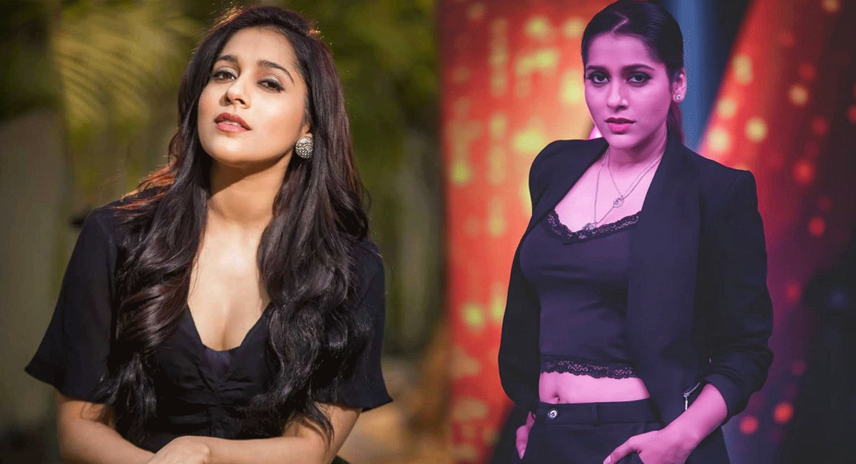 Anchor Rashmi : ఎలాగు వాడుకొని వదిలేస్తారని... రష్మీ ఇలా డిసైడ్ అయిందా... Anchor Rashmi take decision like about movies