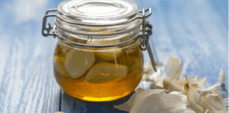 If garlic is mixed with honey and consumed in the stomach, weight will be reduced along with these four problems.