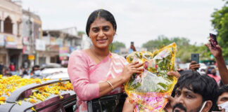 ys sharmila attracts leaders from other parties